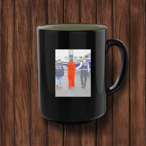 Luigi Mangione is escorted from an NYPD helicopter in New York city Mug